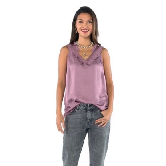 CAbi Tally Tank Top Women's Large Lilac Purple Ruffles V-neck Flowy Lightweight - Picture 1 of 9